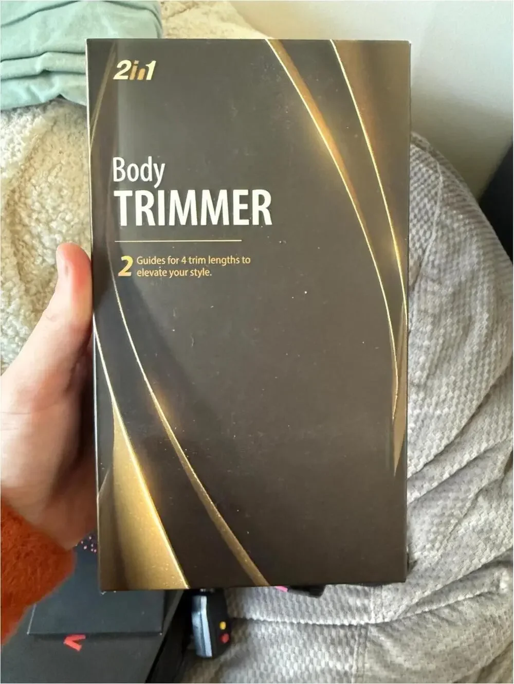 Men's Black & Gold Body Trimmer - Precision Grooming Tool